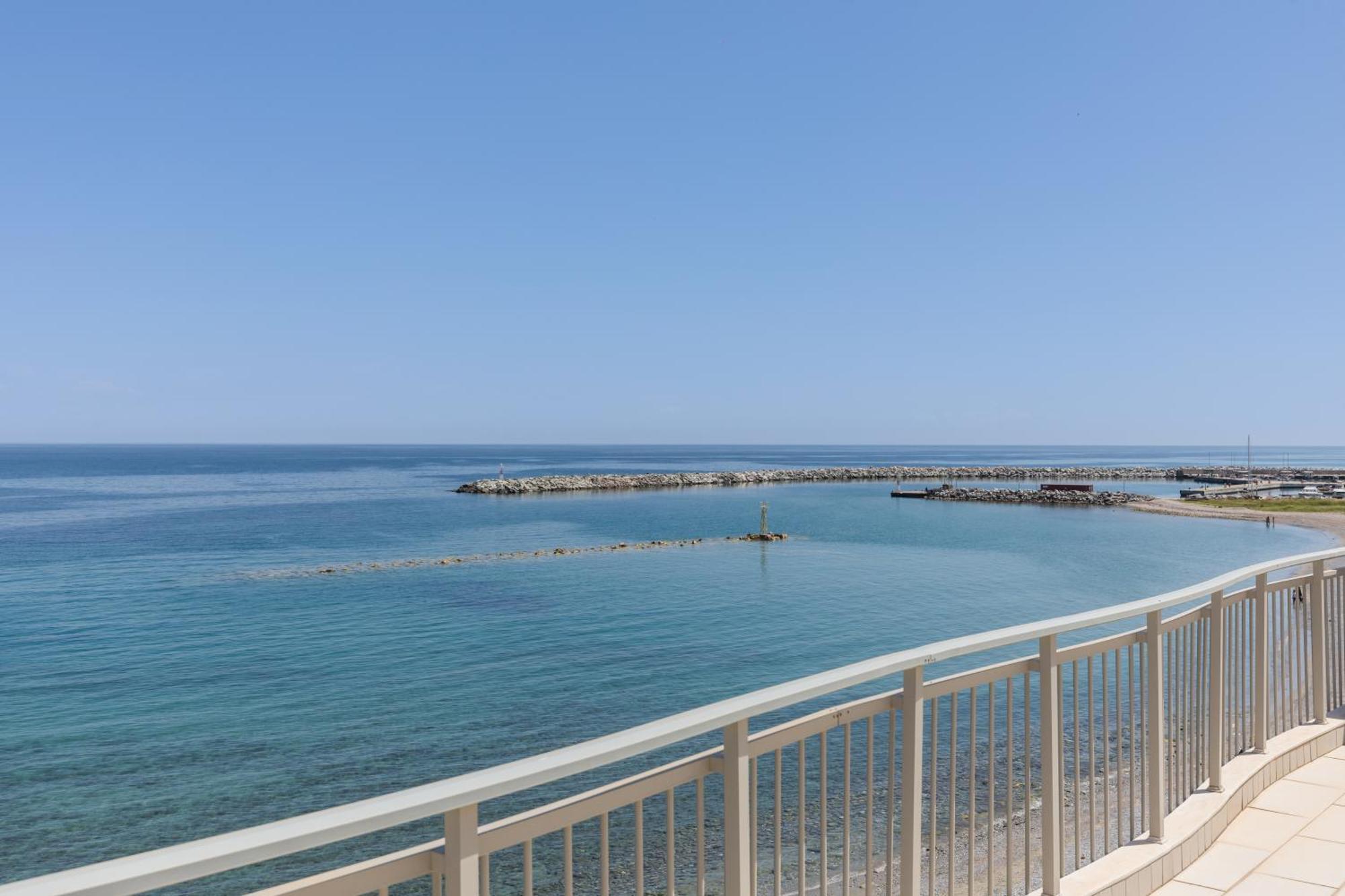 Zefyros Sea View Hotel Platamonas Bagian luar foto